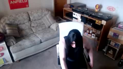 Snapshot of sweetlouise69 chatting on 24, 10, 2025 sweetlouise69 online show from 24, 10, 2025