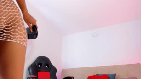 instagram sweetluna 0 online show from 10, 11, 2025