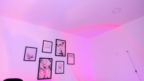 instagram melisabahamon  online show from 26, 1, 2025