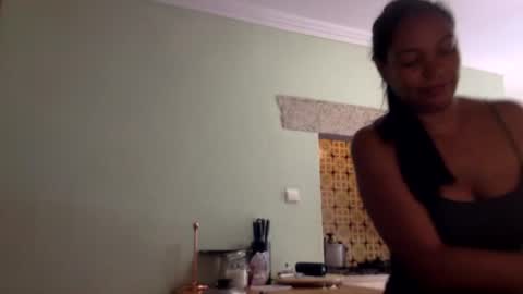 Sweet Mel Mom online show from 13, 7, 2026