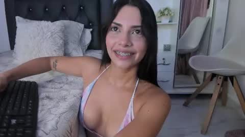 sweetnicky1 online show from 14, 7, 2026