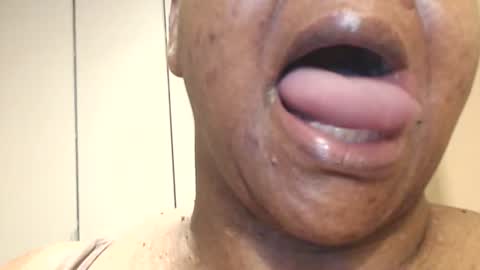 sweetnoziexxx online show from 7, 8, 2026