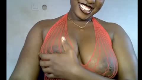 Snapshot of sweetpetitgirl chatting on 12, 7, 2026 LILY BRANDY online show from 12, 7, 2026