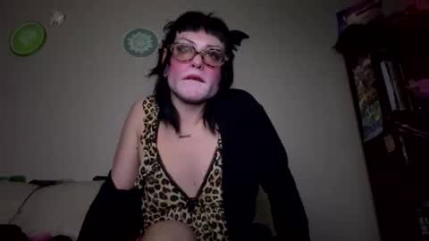 VannaDoll online show from 8, 11, 2025