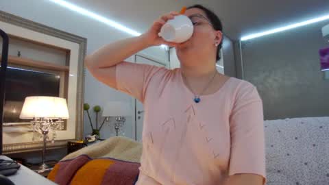SweetRaisa online show from 22, 6, 2026