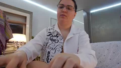 SweetRaisa online show from 7, 7, 2026