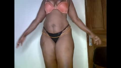 sweetrenne online show from 23, 2, 2025