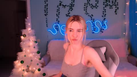 Snapshot of sweetrichal chatting on 20, 1, 2025 sweetrichal online show from 20, 1, 2025