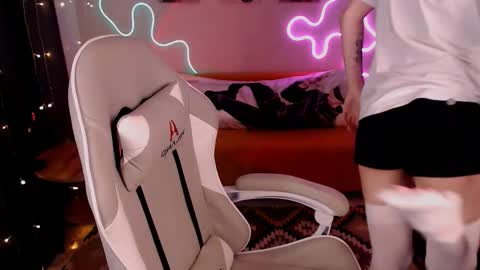 Snapshot of sweetrichal chatting on 24, 10, 2025 sweetrichal online show from 24, 10, 2025