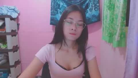 Mia online show from 7, 5, 2026