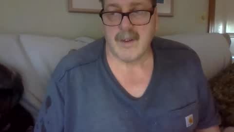 Snapshot of sweetsforu326 chatting on 28, 4, 2026 sweetbrowneyes623 online show from 28, 4, 2026