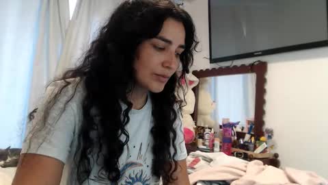 Dianis online show from 6, 11, 2025