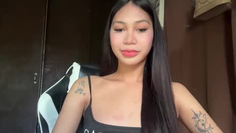 Snapshot of sweetstares chatting on 11, 2, 2026 yanny online show from 11, 2, 2026