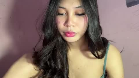 Snapshot of sweetstares chatting on 30, 3, 2026 yanny online show from 30, 3, 2026