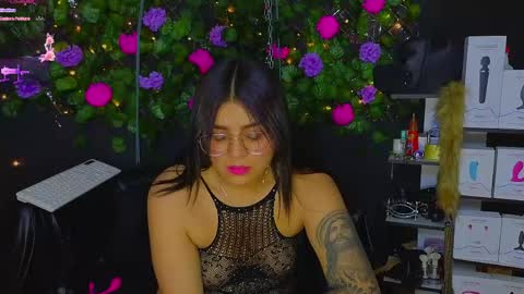 Molly -  INDEPENDENT MODEL online show from 9, 5, 2026