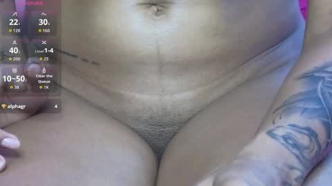 Snapshot of sweettgaze chatting on 16, 4, 2026 Katherin online show from 16, 4, 2026