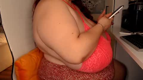 Snapshot of sweettm chatting on 12, 6, 2026 Maya online show from 12, 6, 2026