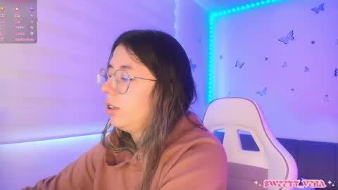 Snapshot of sweettvera_ chatting on 5, 6, 2026 Veronica Independent Model online show from 5, 6, 2026