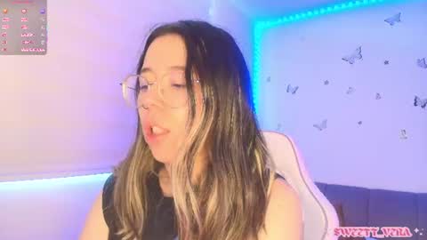 Snapshot of sweettvera_ chatting on 15, 6, 2026 Veronica Independent Model online show from 15, 6, 2026