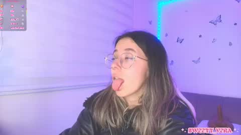 Snapshot of sweettvera_ chatting on 24, 6, 2026 Veronica Independent Model online show from 24, 6, 2026
