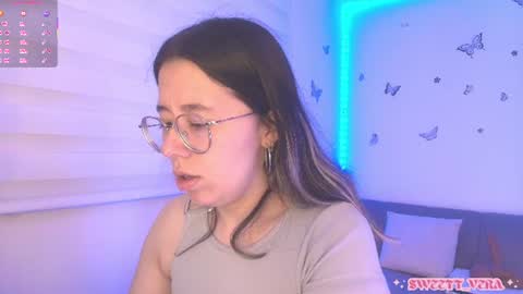 Snapshot of sweettvera_ chatting on 19, 7, 2026 Veronica Independent Model online show from 19, 7, 2026