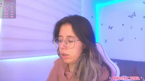 Snapshot of sweettvera_ chatting on 30, 7, 2026 Veronica Independent Model online show from 30, 7, 2026