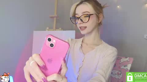 Snapshot of sweetuniporn chatting on 9, 2, 2025 Elis  a little vacation Ill be here Saturday my schedules in bio online show from 9, 2, 2025