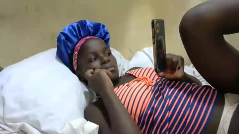 sweetvallerie online show from 13, 2, 2025