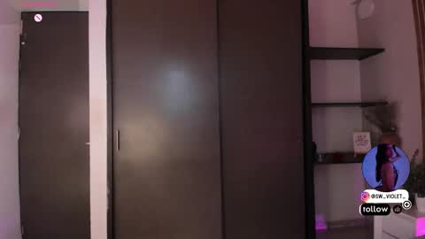 sweetviolet___ online show from 6, 3, 2026