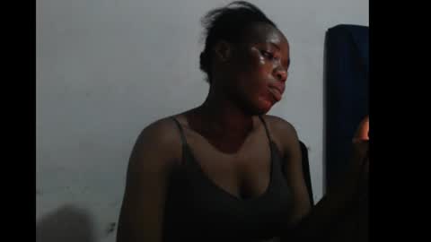 Snapshot of sweetxxpie chatting on 2, 11, 2025 Sweetxxpie online show from 2, 11, 2025