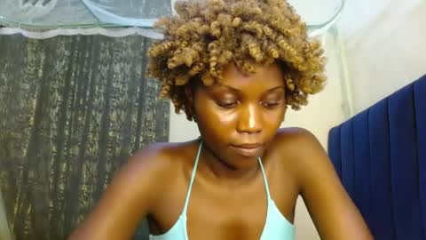 Snapshot of sweety_spixxy chatting on 14, 5, 2026 Dolly online show from 14, 5, 2026