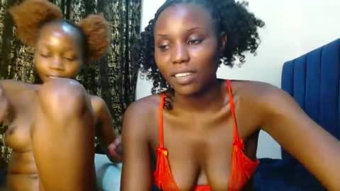 Snapshot of sweety_spixxy chatting on 18, 5, 2026 Dolly online show from 18, 5, 2026