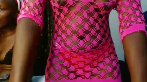 Snapshot of sweety_spixxy chatting on 19, 5, 2026 Dolly online show from 19, 5, 2026