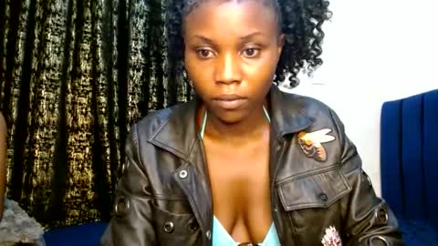 Snapshot of sweety_spixxy chatting on 3, 6, 2026 Dolly online show from 3, 6, 2026