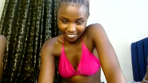 Snapshot of sweety_spixxy chatting on 12, 6, 2026 Dolly online show from 12, 6, 2026