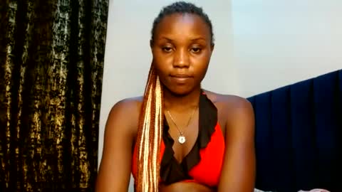 Snapshot of sweety_spixxy chatting on 23, 6, 2026 Dolly online show from 23, 6, 2026