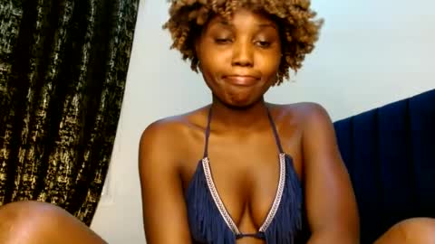 Snapshot of sweety_spixxy chatting on 30, 6, 2026 Dolly online show from 30, 6, 2026