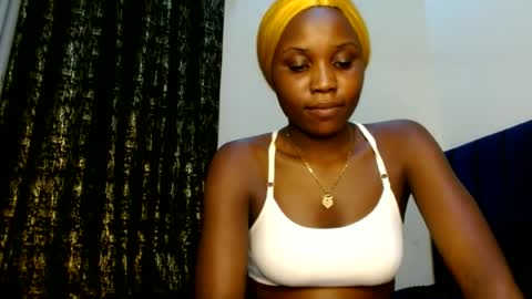 Snapshot of sweety_spixxy chatting on 2, 7, 2026 Dolly online show from 2, 7, 2026
