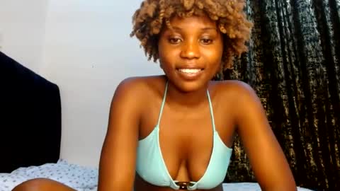 Snapshot of sweety_spixxy chatting on 26, 7, 2026 Dolly online show from 26, 7, 2026
