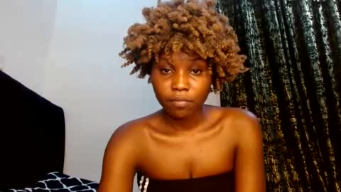 Snapshot of sweety_spixxy chatting on 28, 7, 2026 Dolly online show from 28, 7, 2026