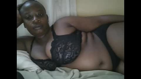 sweetyass25 online show from 19, 10, 2025