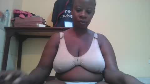 sweetyass25 online show from 2, 4, 2026