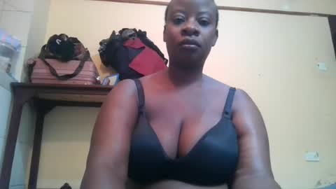 sweetyass25 online show from 14, 6, 2026