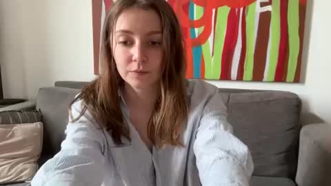 Lily online show from 28, 7, 2026