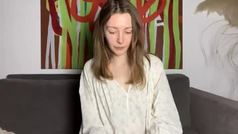 Lily online show from 31, 7, 2026