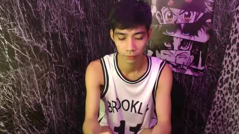 Snapshot of sweetyguyxxx1998 chatting on 15, 12, 2024 - allen online show from 15, 12, 2024