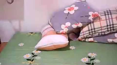 Sweetyummygirl online show from 12, 7, 2026