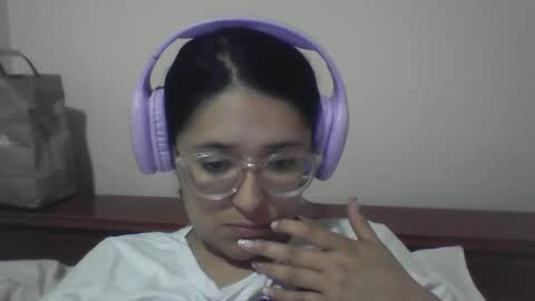 Snapshot of sweetyypeach chatting on 5, 12, 2024 sweetyypeach online show from 5, 12, 2024