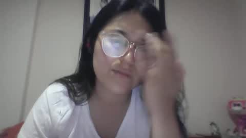 Snapshot of sweetyypeach chatting on 16, 12, 2024 sweetyypeach online show from 16, 12, 2024