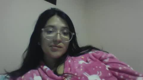 Snapshot of sweetyypeach chatting on 23, 12, 2024 sweetyypeach online show from 23, 12, 2024